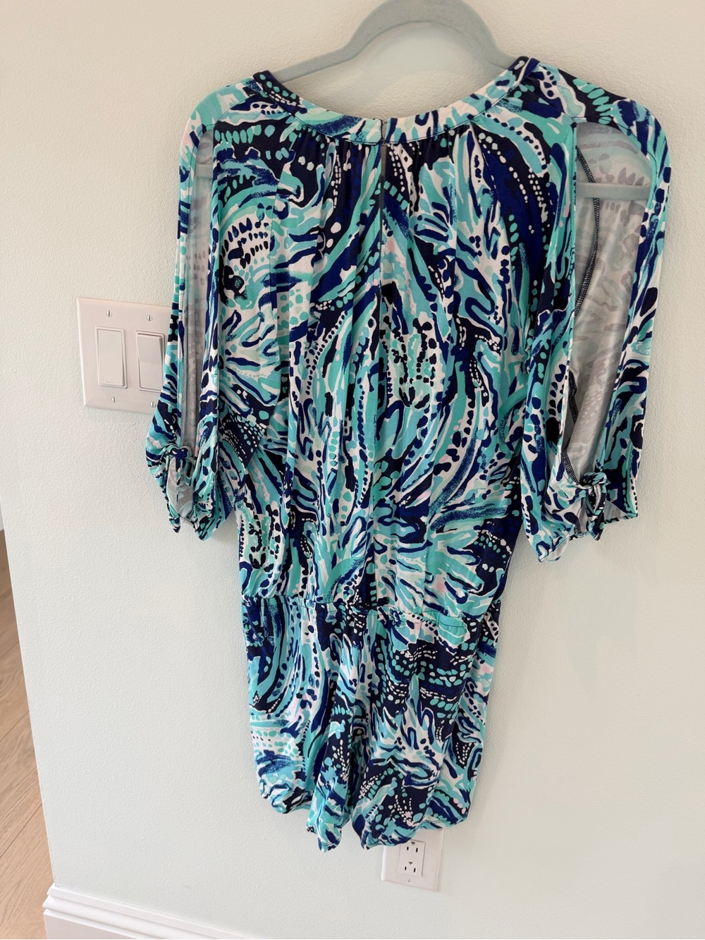 Lilly Pulitzer Blue Teal Abstract Print Romper with Three-Quarter Sleeves